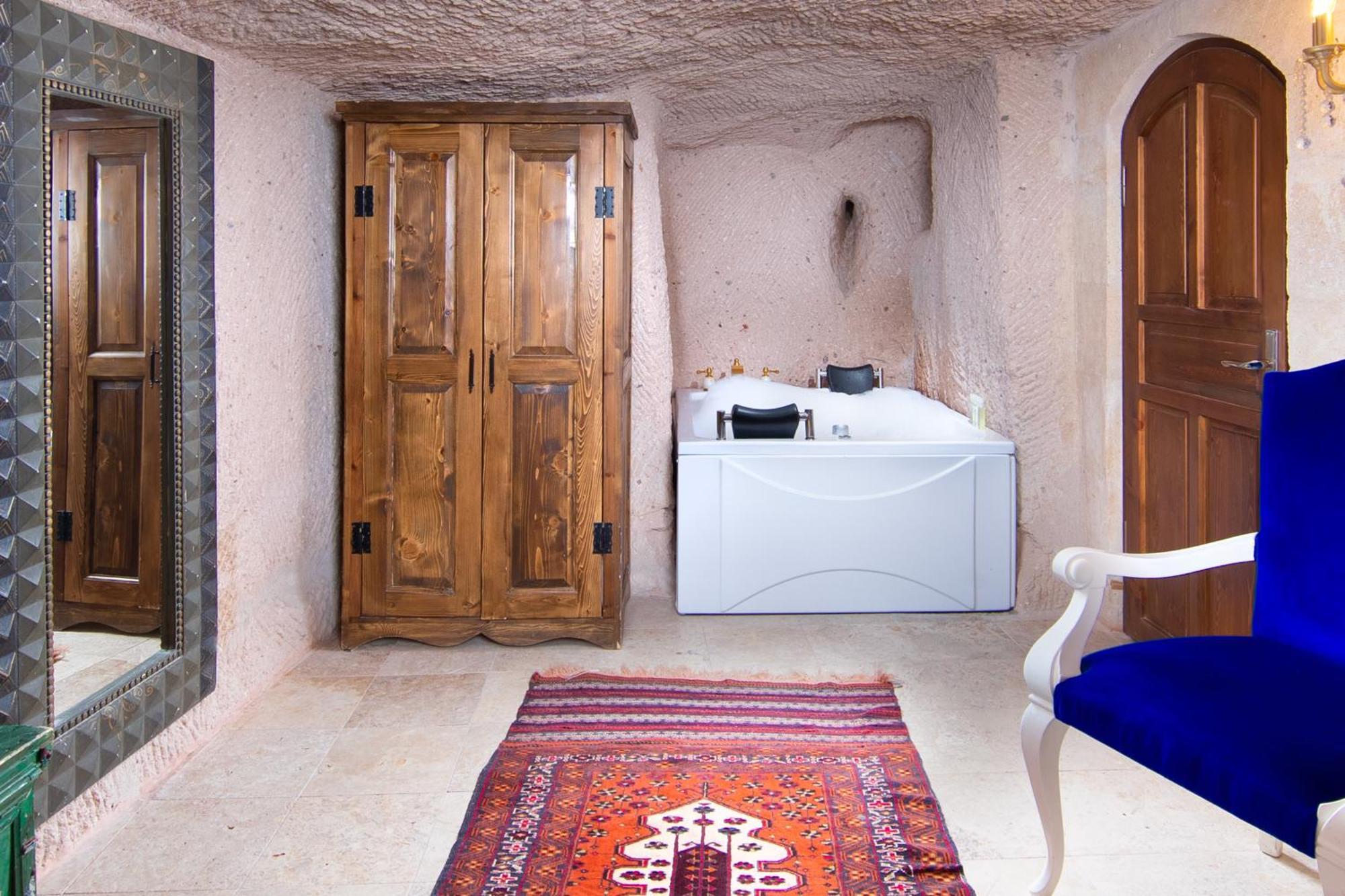 Cappadocia Fairy Chimneys Selfie Cave Hotels - Special Class Учгісар Екстер'єр фото