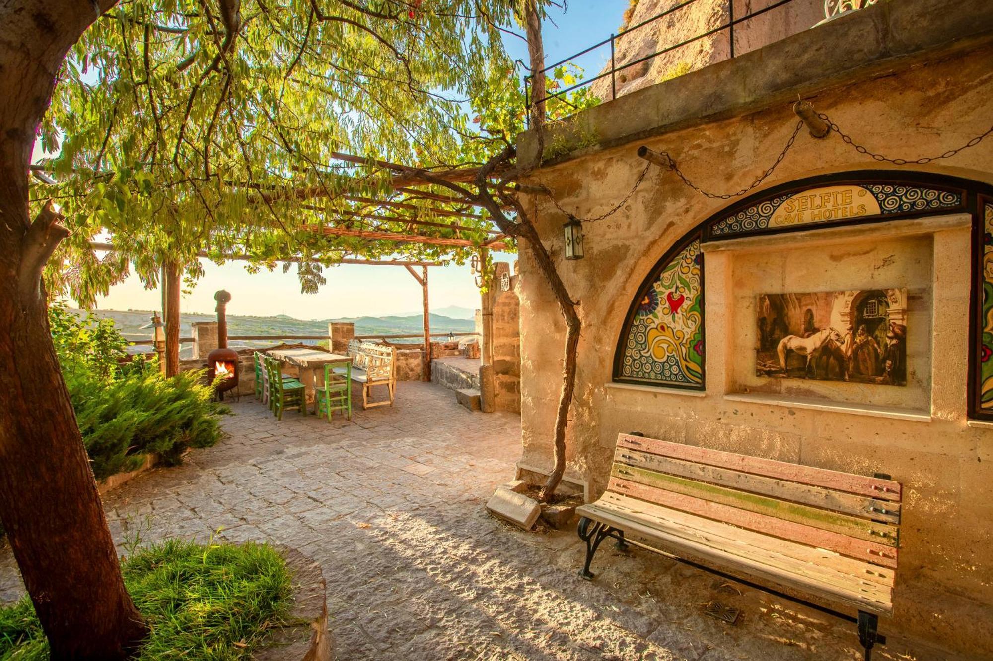 Cappadocia Fairy Chimneys Selfie Cave Hotels - Special Class Учгісар Екстер'єр фото