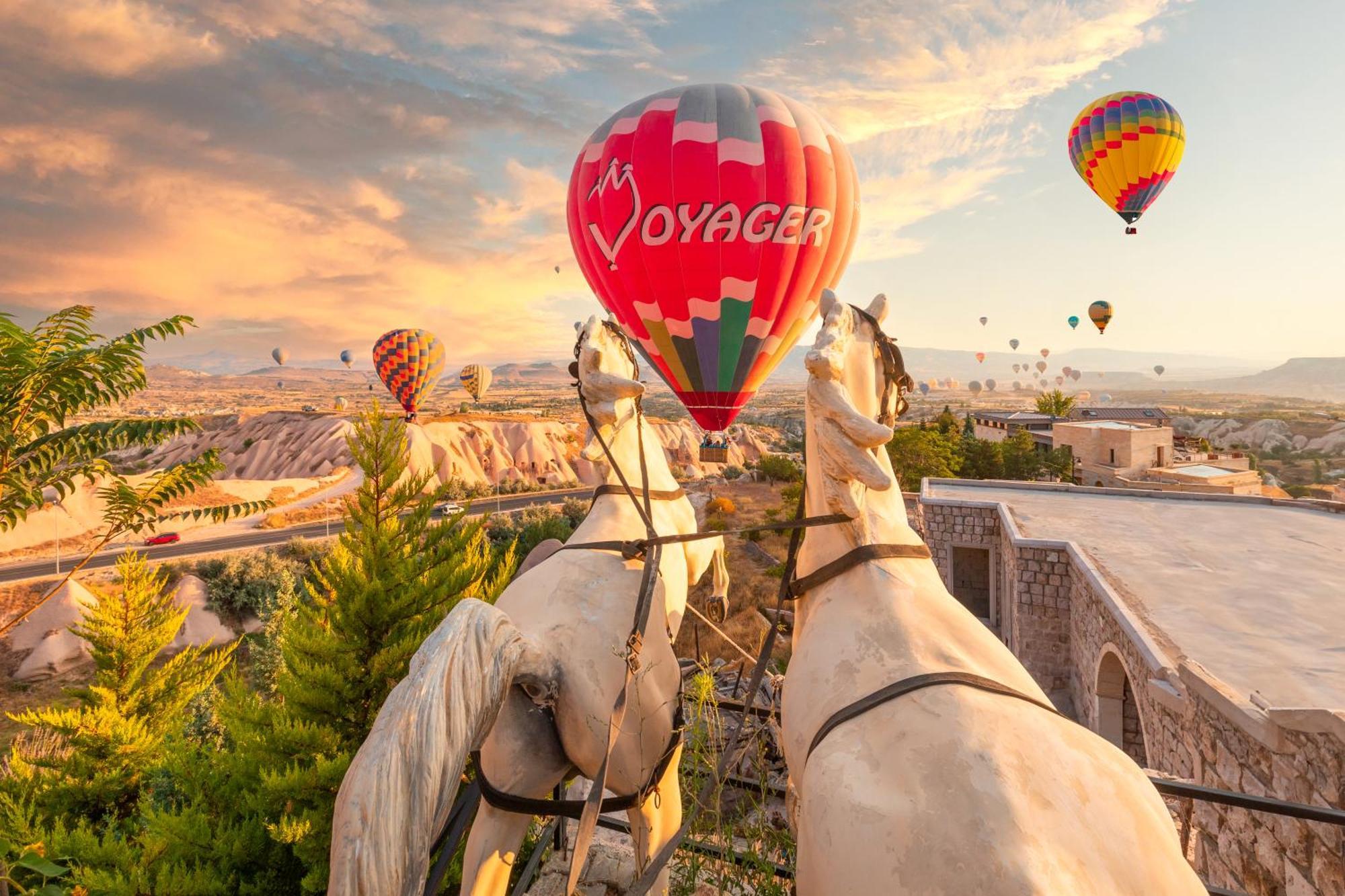 Cappadocia Fairy Chimneys Selfie Cave Hotels - Special Class Учгісар Екстер'єр фото