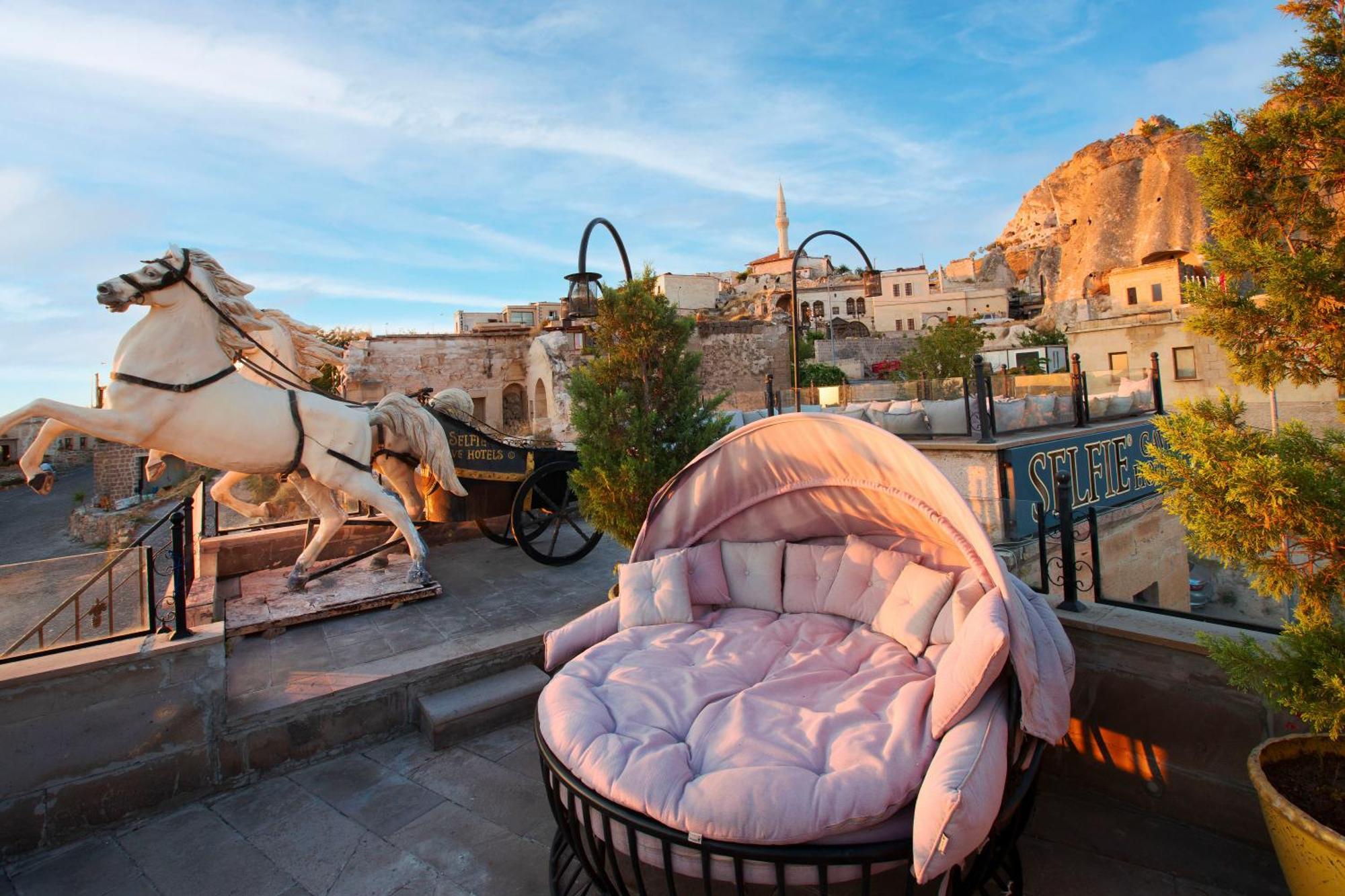 Cappadocia Fairy Chimneys Selfie Cave Hotels - Special Class Учгісар Екстер'єр фото